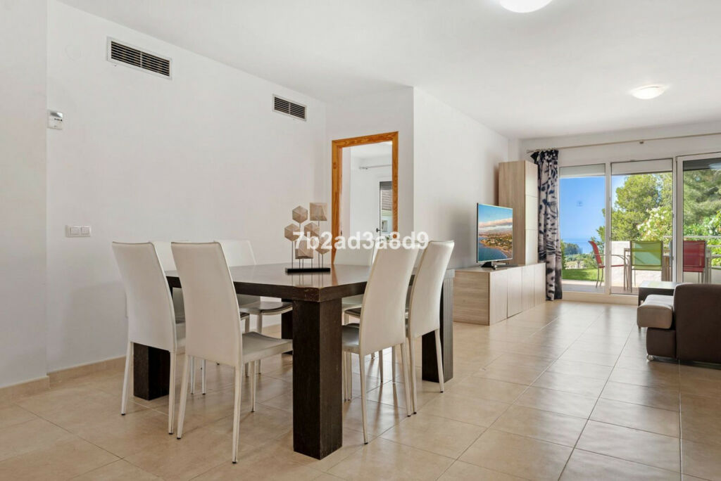 Ground Floor Apartment Selwo Málaga - image 3