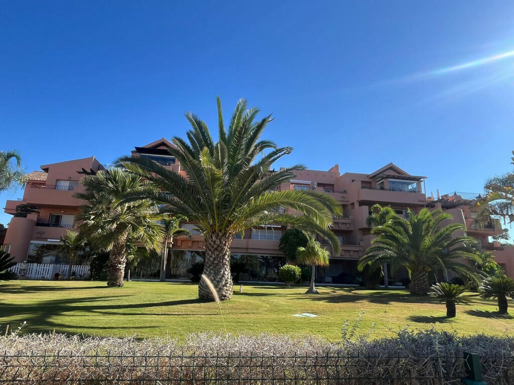 Middle Floor Apartment Mar Menor Golf Village Murcia - image 3