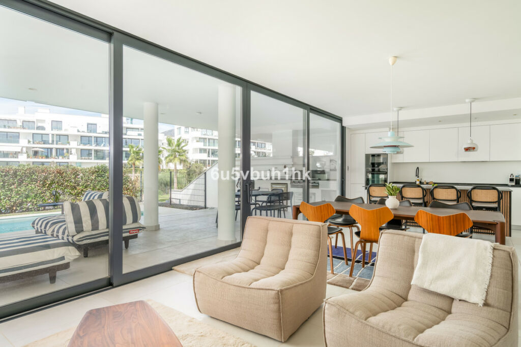 Ground Floor Apartment Fuengirola Málaga - image 3