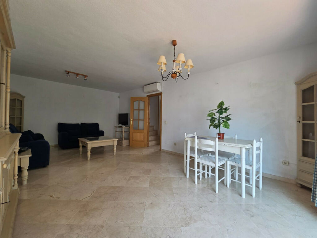 Semi-Detached House The Golden Mile Málaga - image 3