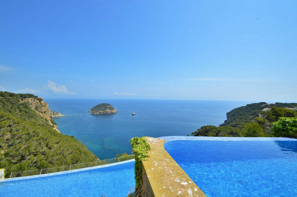 Detached Villa Javea Alicante - image 3