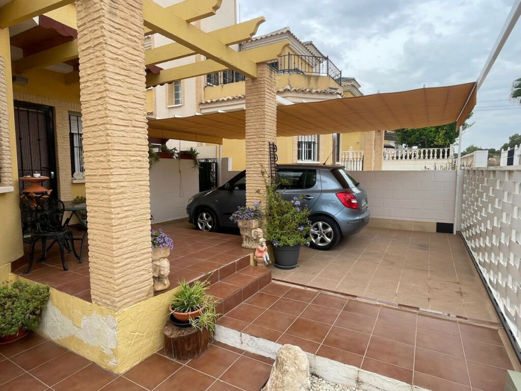 Detached Villa Algorfa Alicante - image 3