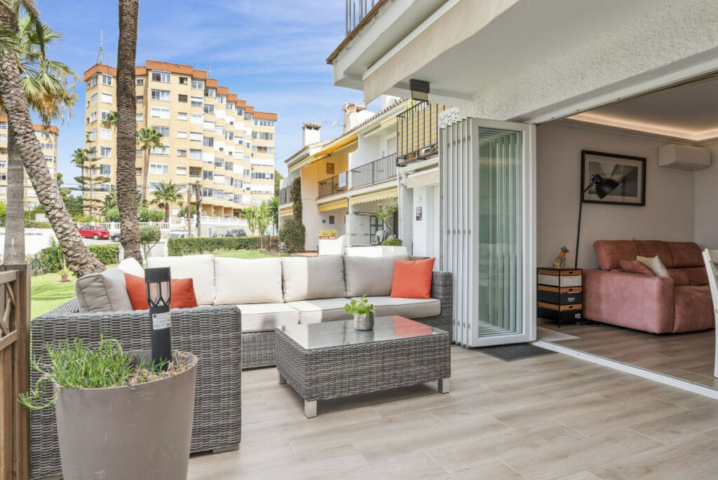 Ground Floor Apartment La Cala de Mijas Málaga - image 4