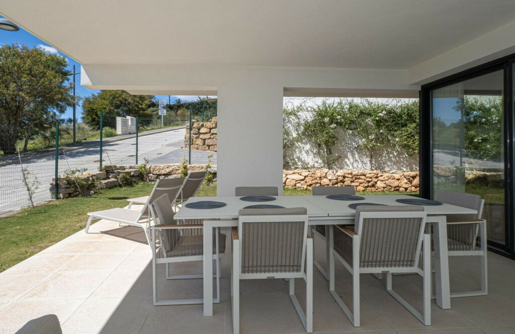 Ground Floor Apartment Estepona Málaga - image 3