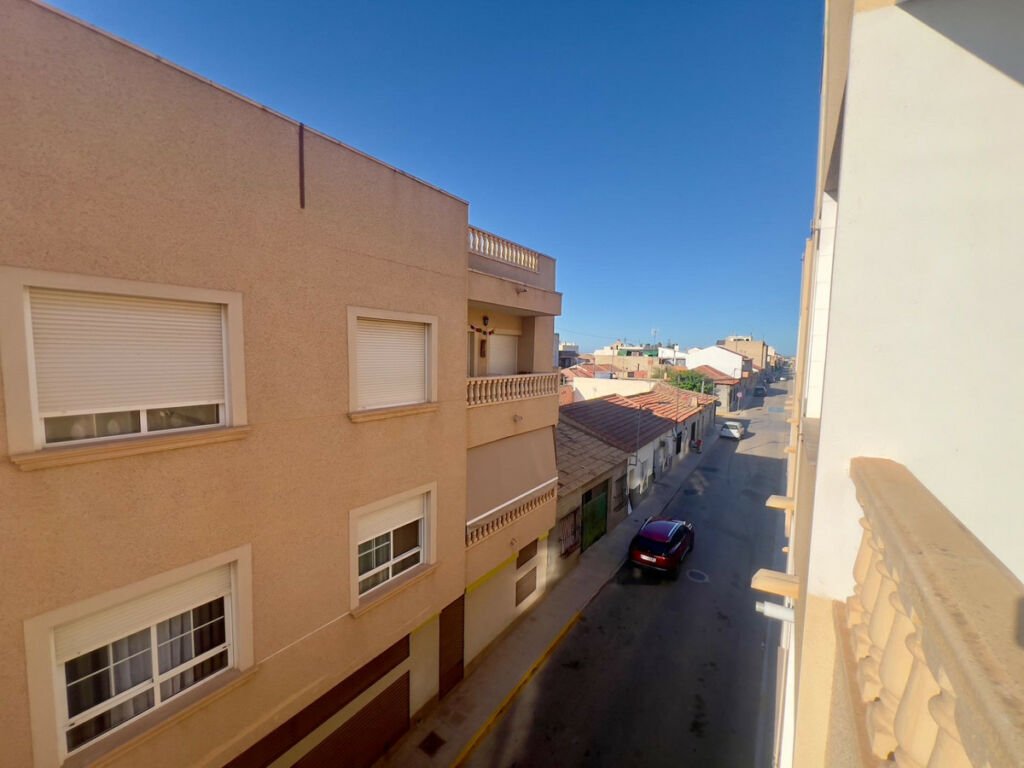 Top Floor Apartment Benejuzar Alicante - image 3