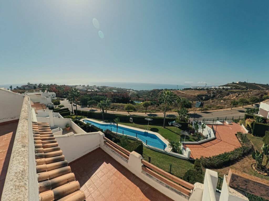 Townhouse Manilva Málaga - image 3
