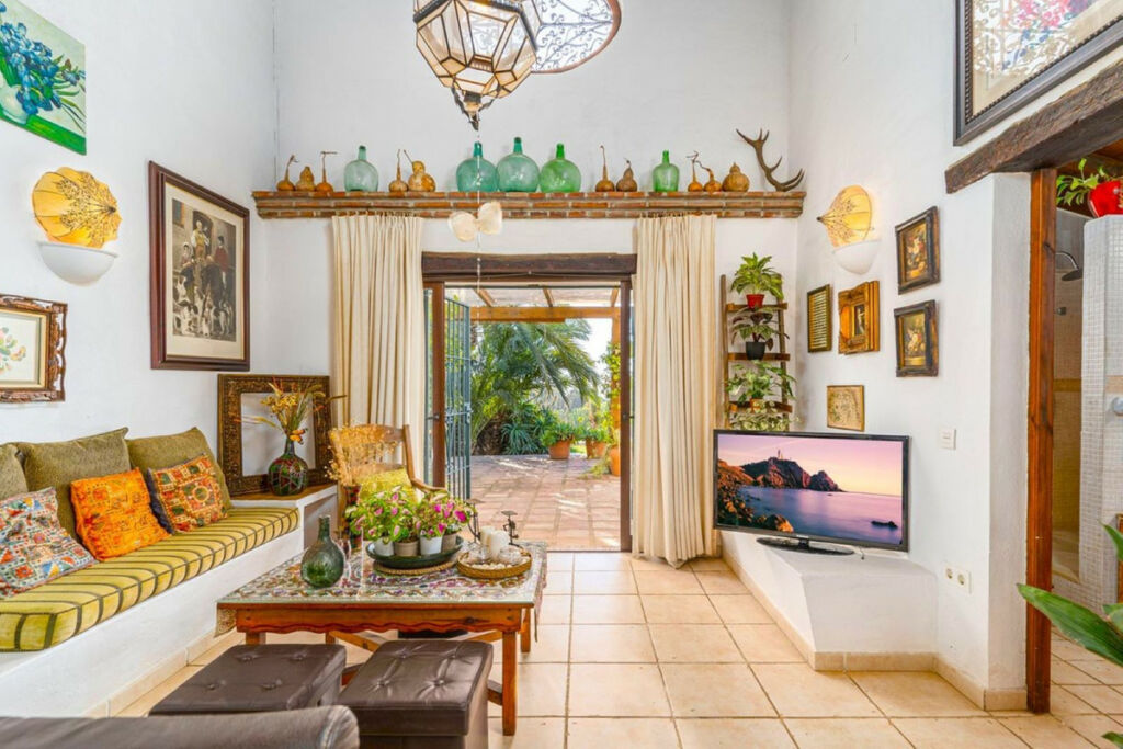 Detached Villa Selwo Málaga - image 3