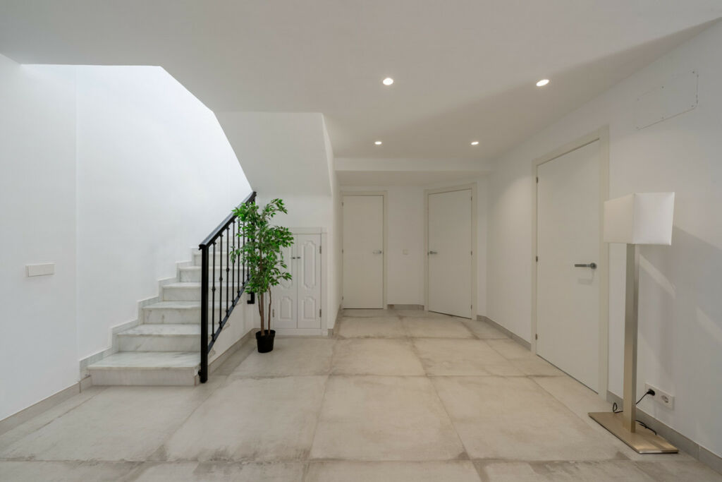 Penthouse Duplex Nueva Andalucía Málaga - image 3