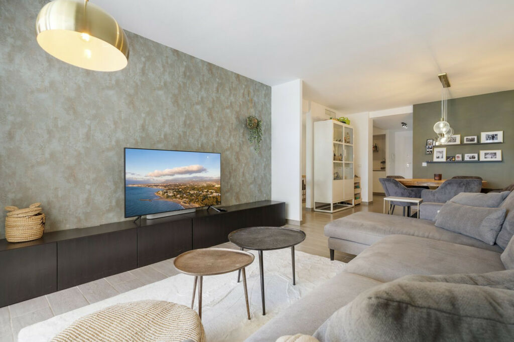 Ground Floor Apartment La Cala de Mijas Málaga - image 3