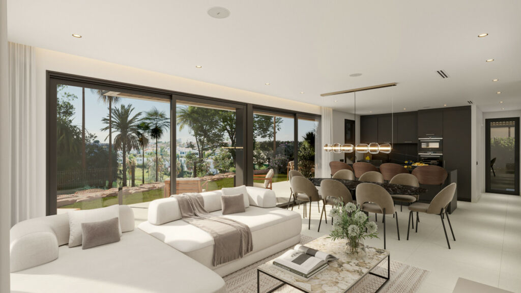 Detached Villa New Golden Mile Málaga - image 3