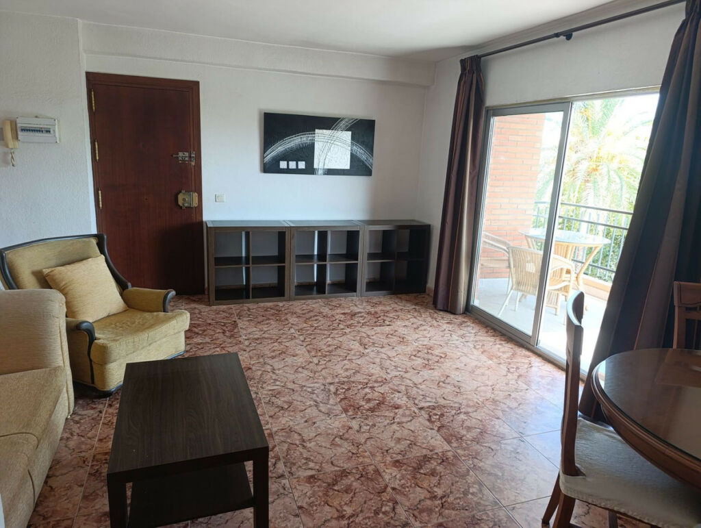 Middle Floor Apartment Marbella Málaga - image 3
