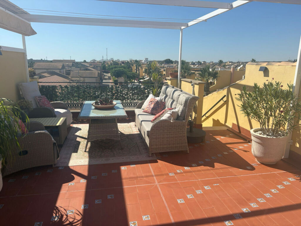 Top Floor Apartment La Finca Golf Alicante - image 3
