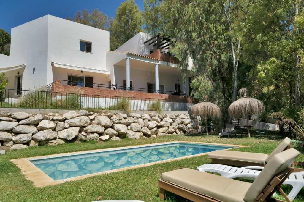 Detached Villa Torremuelle Málaga - image 3