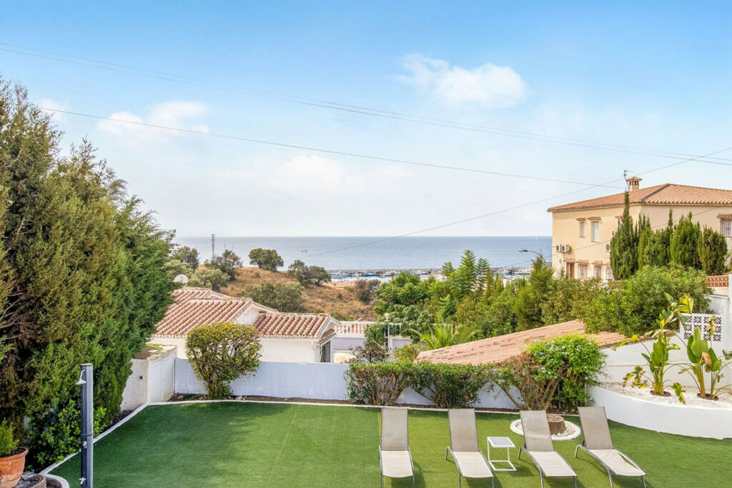 Detached Villa Caleta de Vélez Málaga - image 3