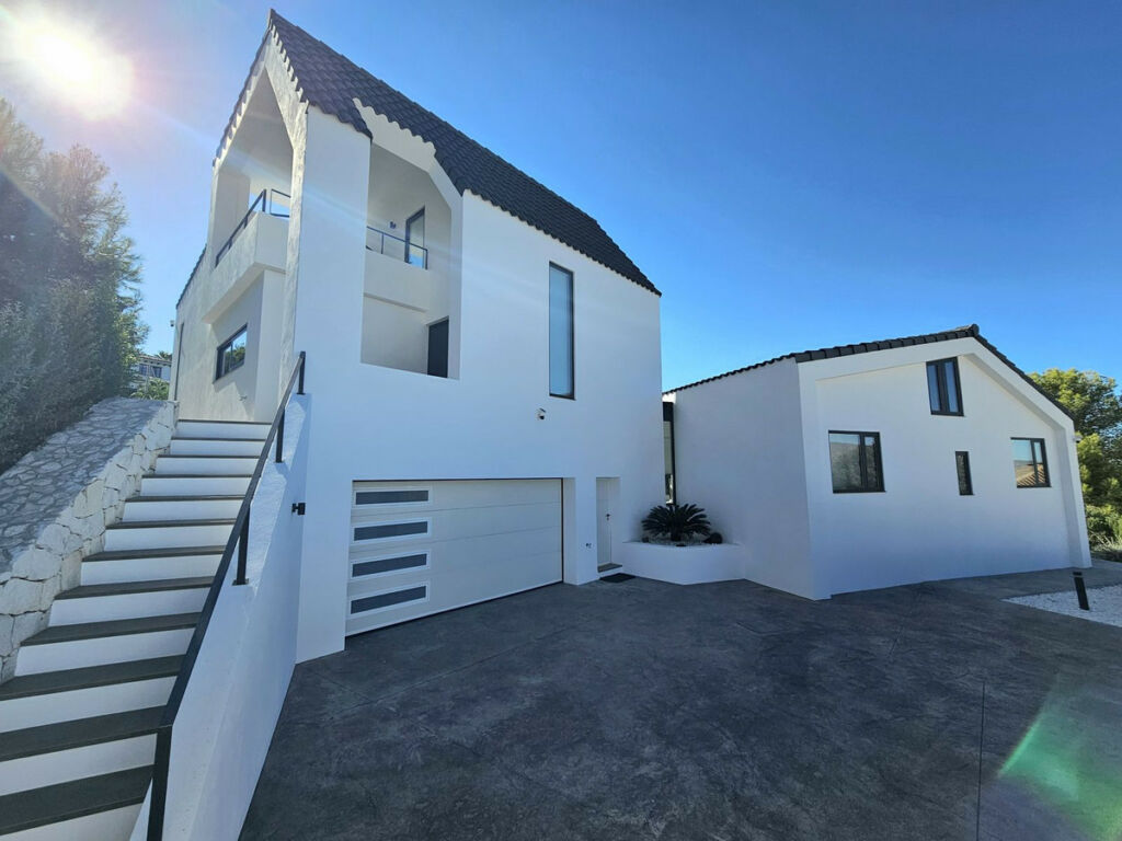Detached Villa Mijas Málaga - image 3
