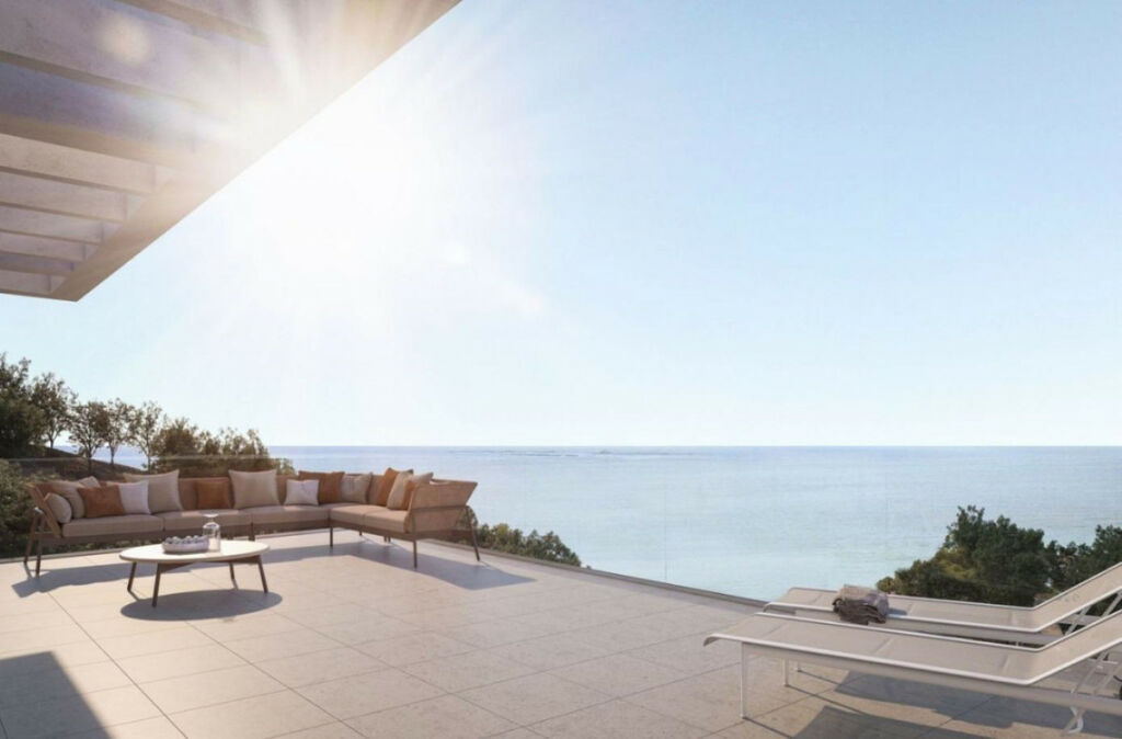 Middle Floor Apartment Villajoyosa Alicante - image 3