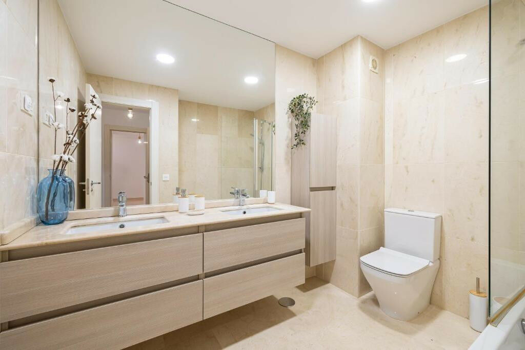 Middle Floor Apartment Fuengirola Málaga - image 30