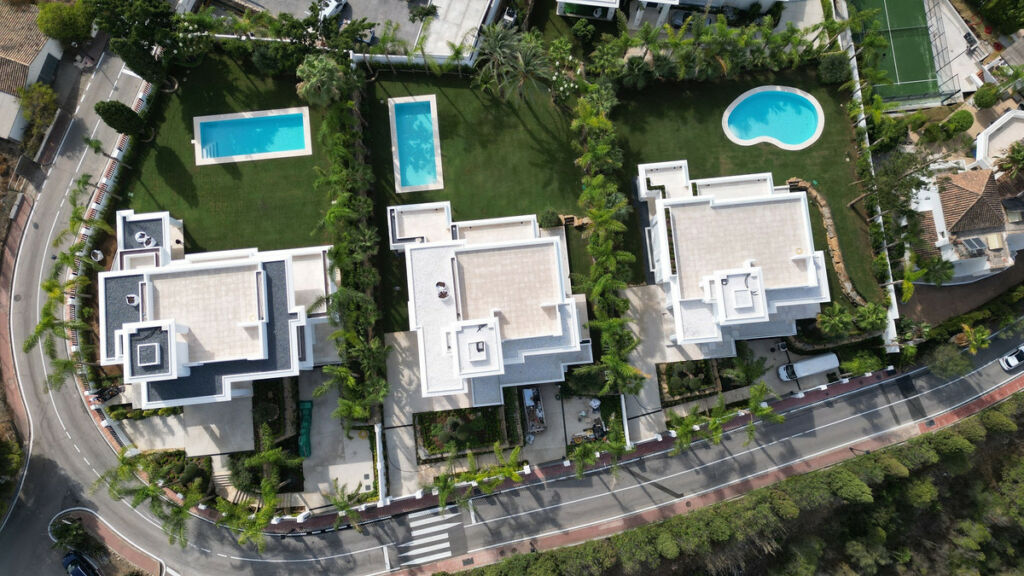 Detached Villa The Golden Mile Málaga - image 30