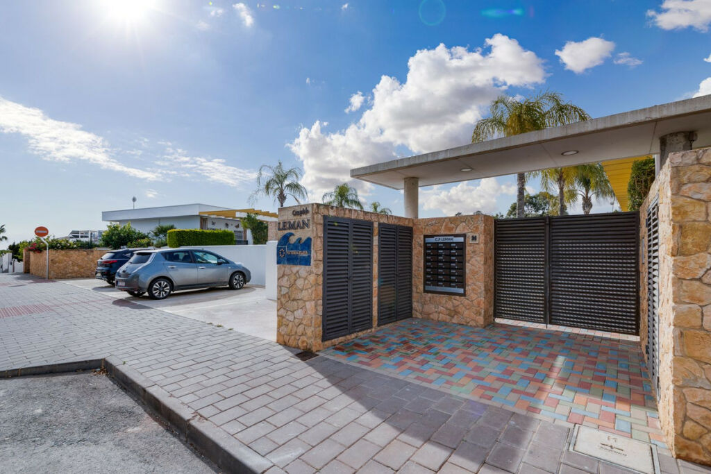 Bungalow Mil Palmeras Alicante - image 22