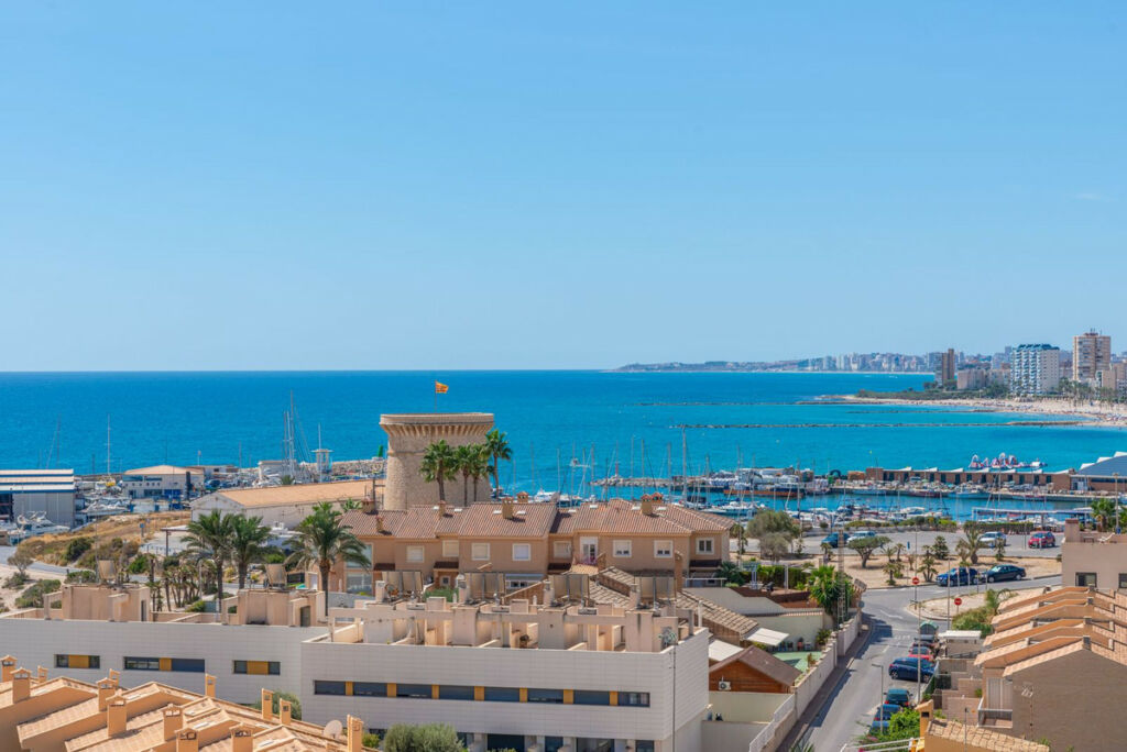 Middle Floor Apartment El Campello Alicante - image 30