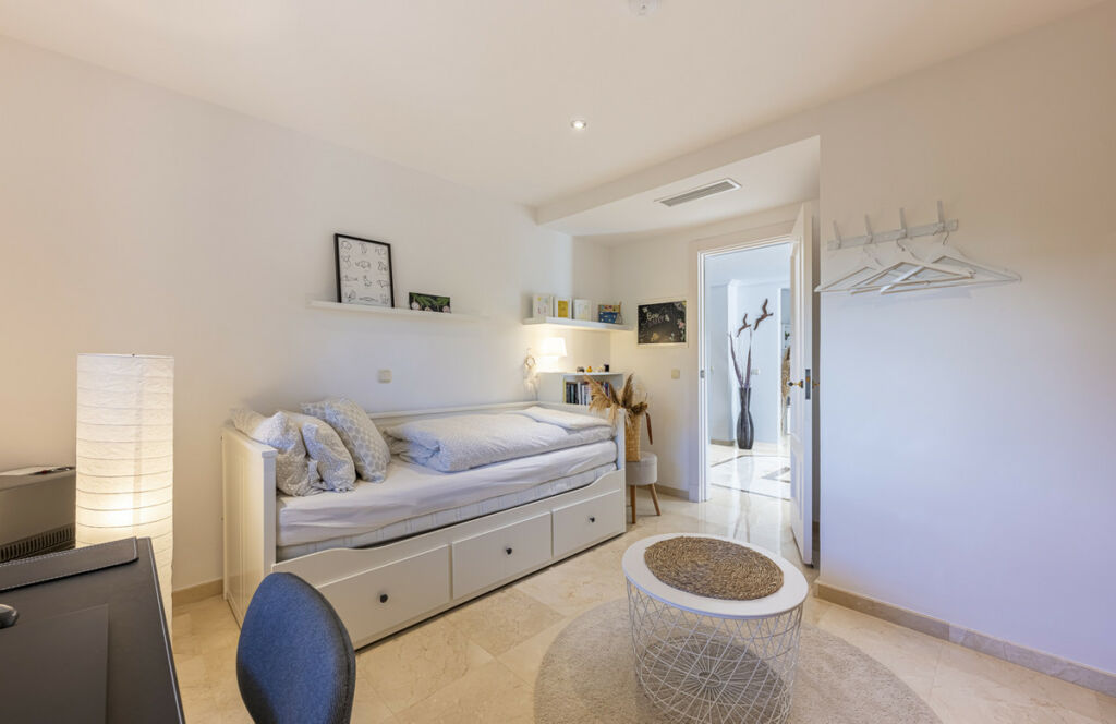 Ground Floor Apartment Estepona Málaga - image 30