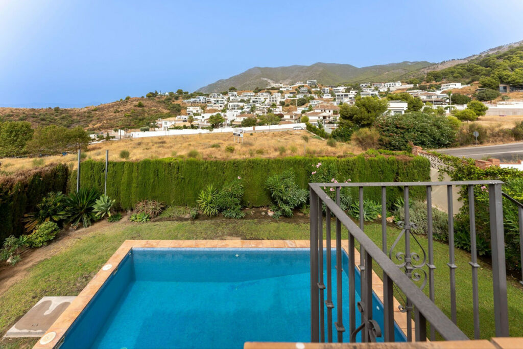 Detached Villa Mijas Málaga - image 30