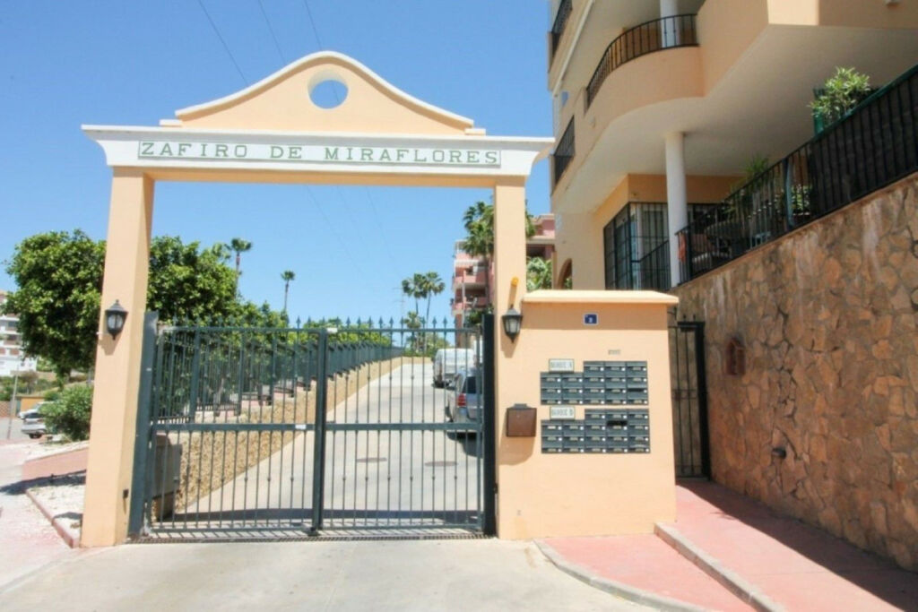 Ground Floor Apartment Miraflores Málaga - image 30