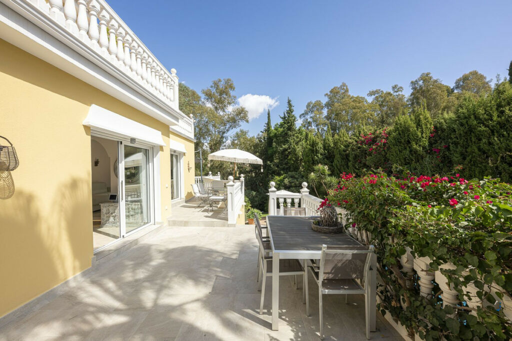 Detached Villa Calahonda Málaga - image 30