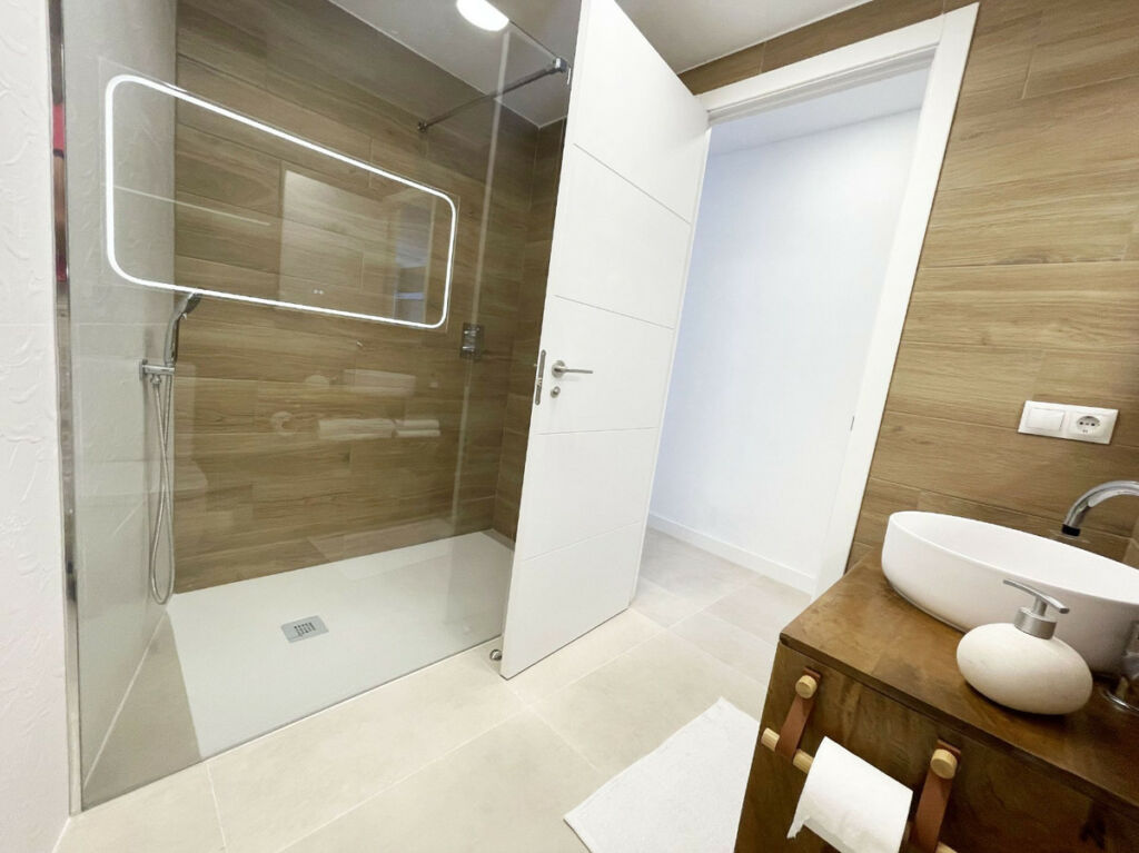 Middle Floor Apartment Calpe Alicante - image 30