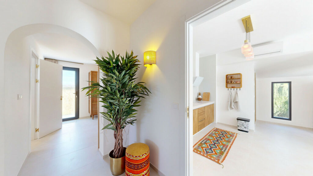 Detached Villa Estepona Málaga - image 31