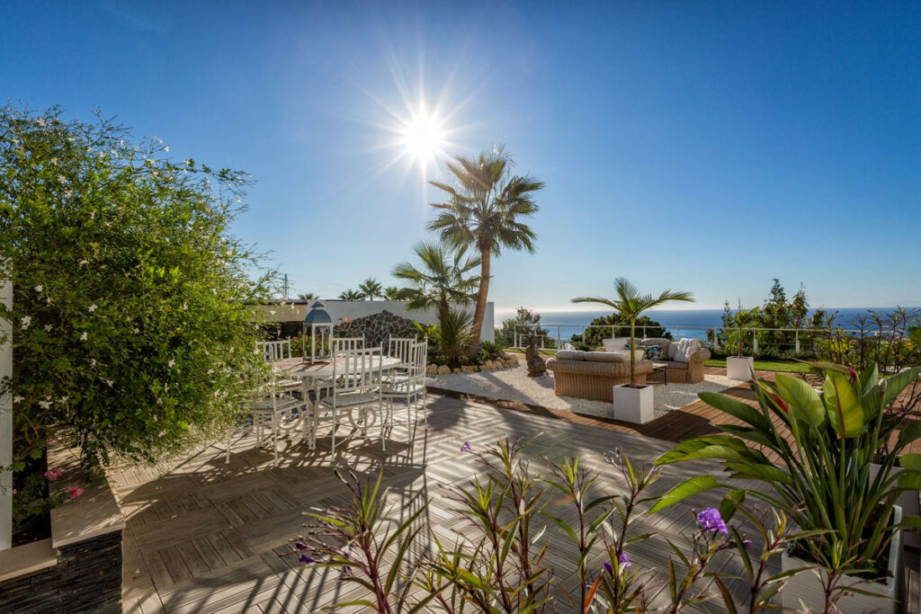 Detached Villa Estepona Málaga - image 30