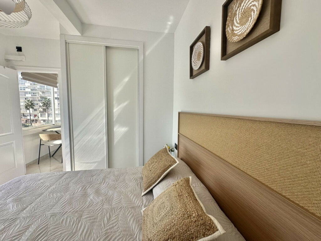 Middle Floor Apartment Calahonda Málaga - image 30