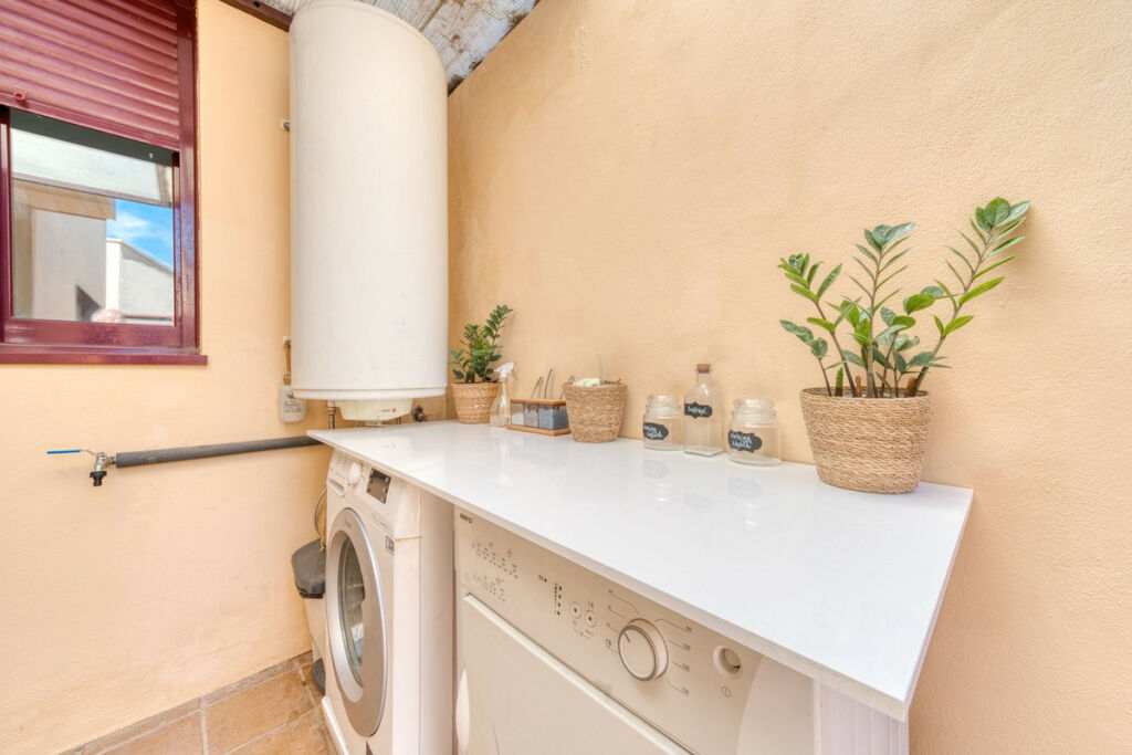 Detached Villa Benahavís Málaga - image 30
