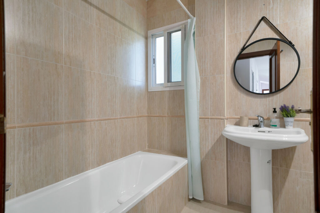 Detached Villa Torremuelle Málaga - image 30