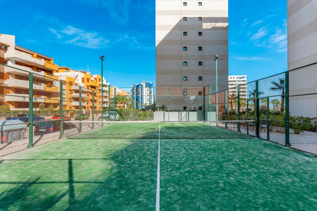 Middle Floor Apartment Punta Prima Alicante - image 30