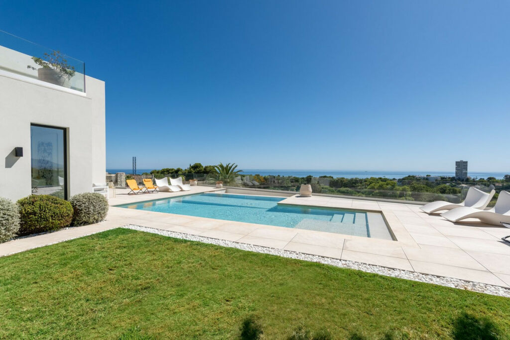 Detached Villa Río Real Málaga - image 31