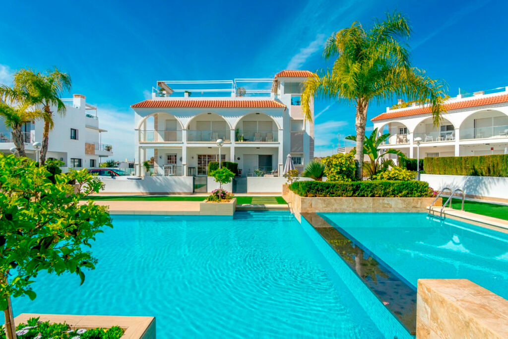Penthouse Dona Pepa Alicante - image 30