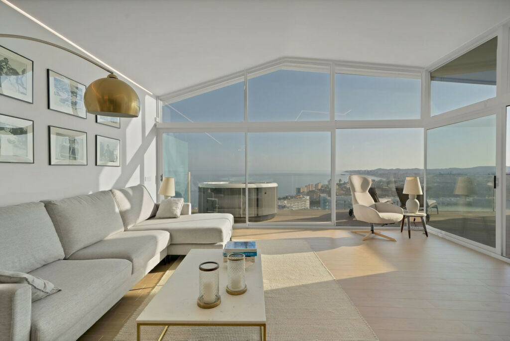 Penthouse Fuengirola Málaga - image 28