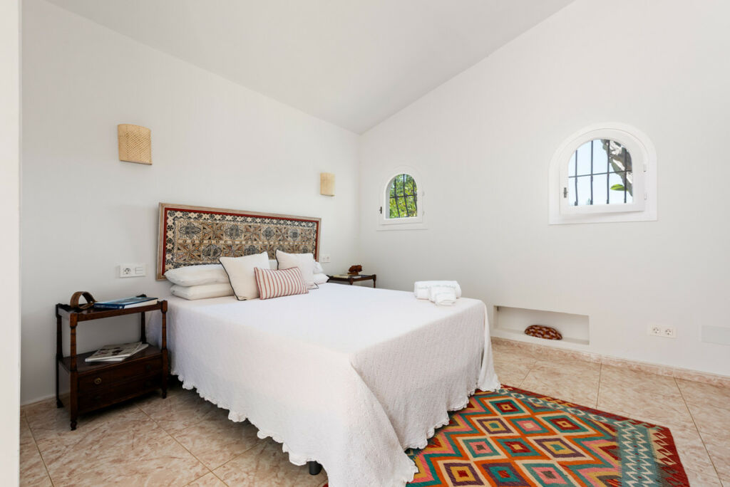 Detached Villa Nueva Andalucía Málaga - image 30