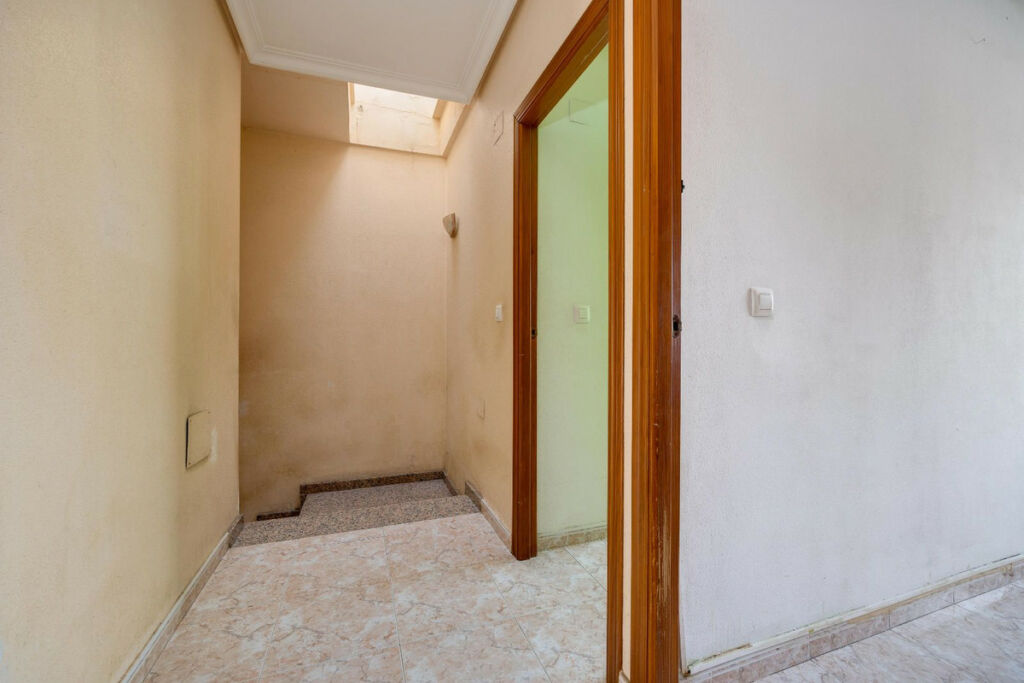 Townhouse Los Montesinos Alicante - image 30
