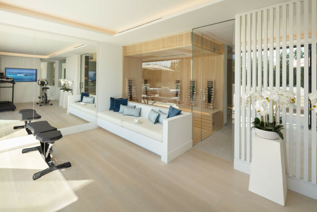 Detached Villa Nueva Andalucía Málaga - image 30