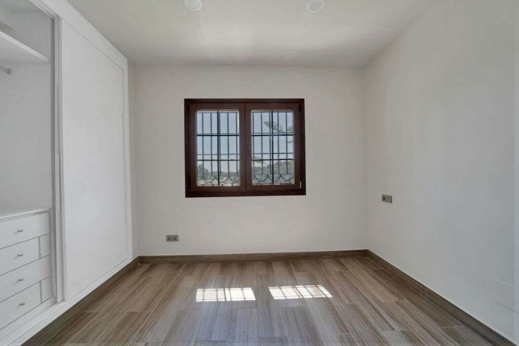 Detached Villa Marbella Málaga - image 30