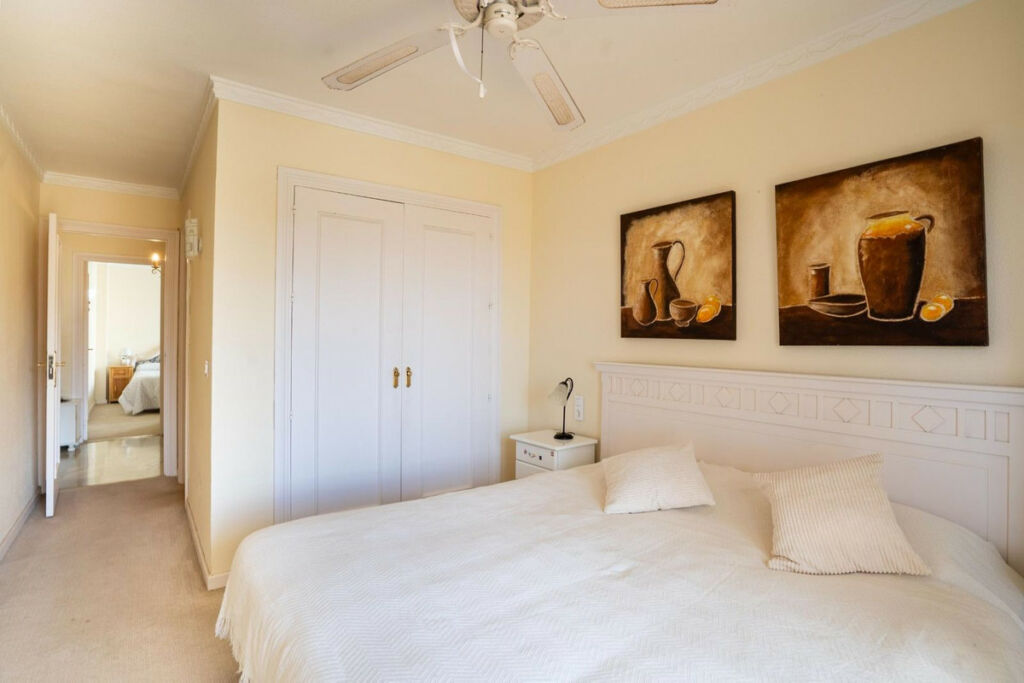 Duplex Calahonda Málaga - image 30