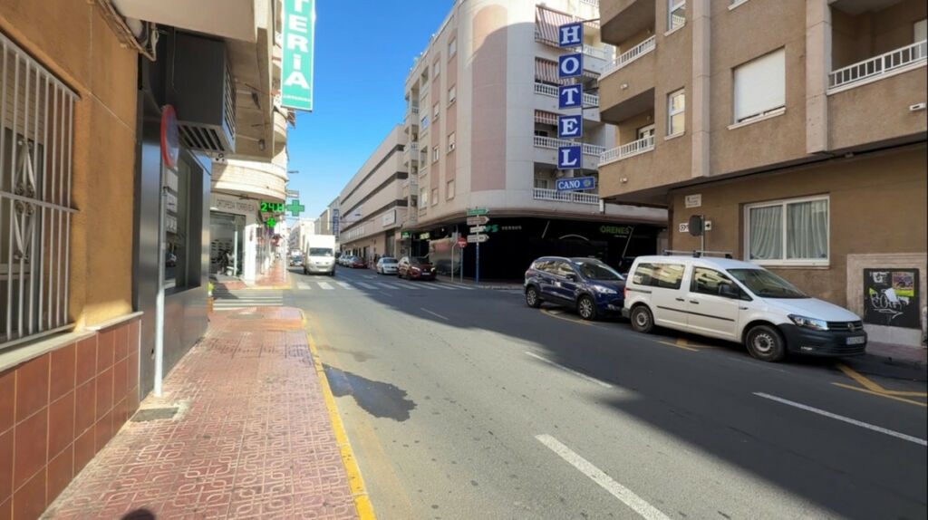 Townhouse Torrevieja Alicante - image 30