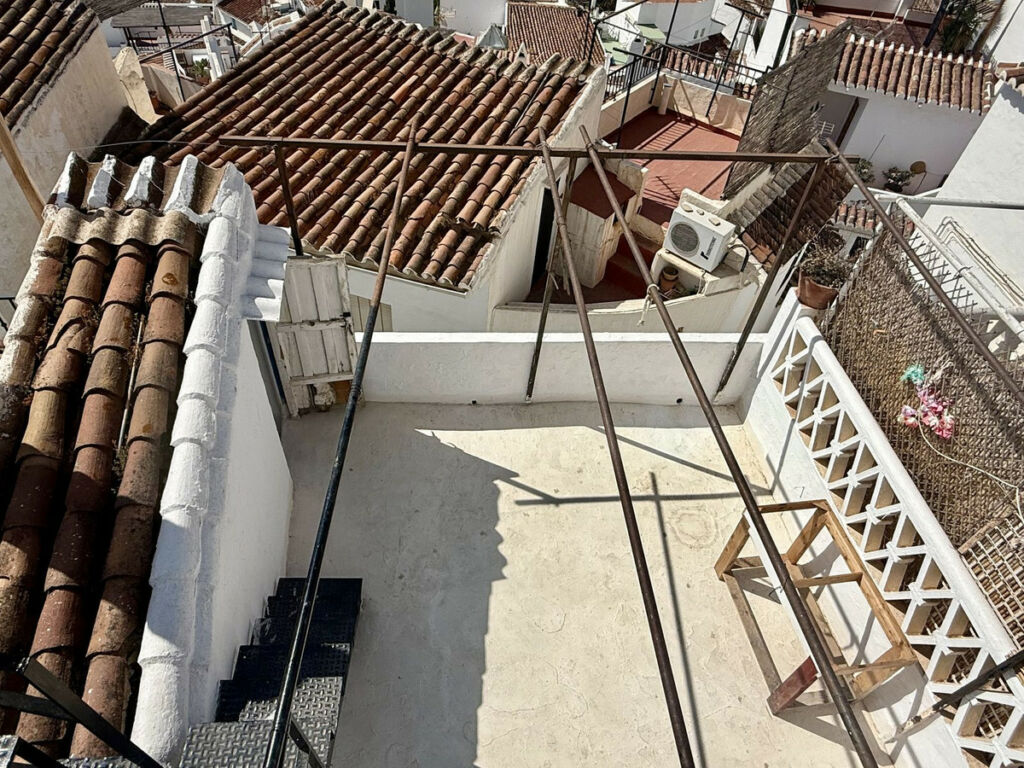 Townhouse Frigiliana Málaga - image 30