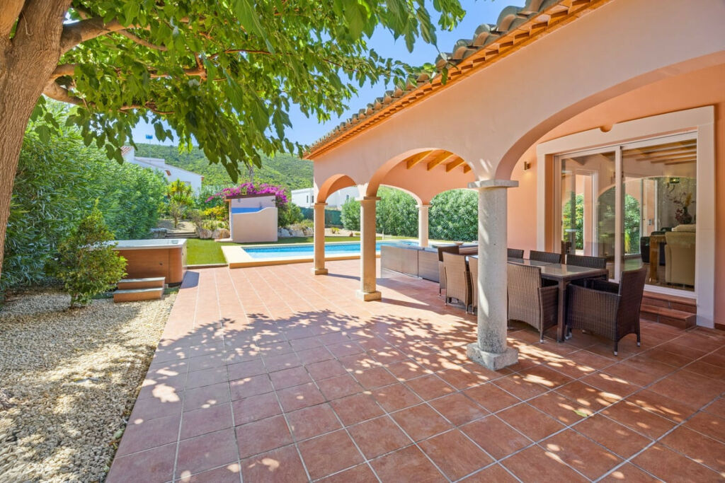 Detached Villa Javea Alicante - image 31