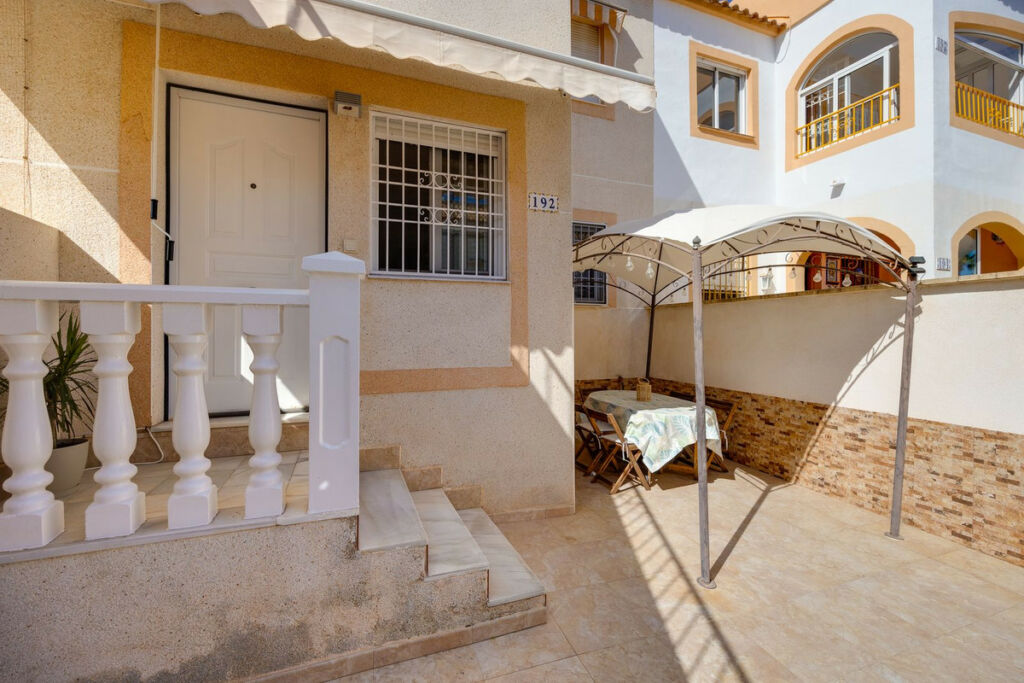 Ground Floor Apartment Torrevieja Alicante - image 31