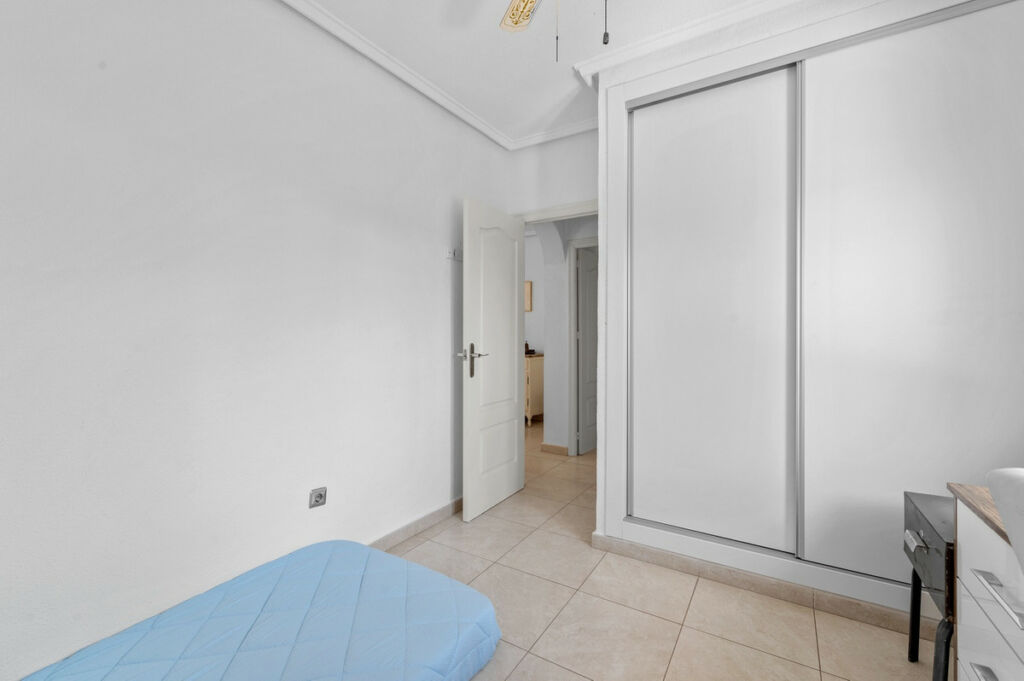 Detached Villa Ciudad Quesada Alicante - image 30