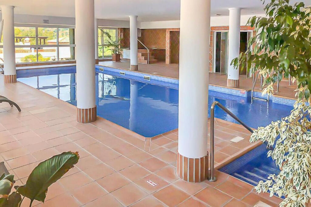 Middle Floor Apartment Atalaya Málaga - image 31