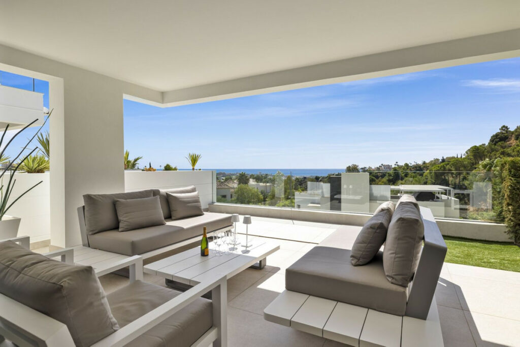 Ground Floor Apartment Benahavís Málaga - image 31